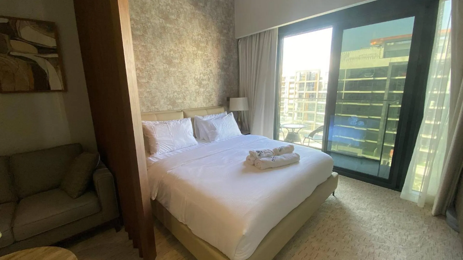 Largest Studio Apartment Near Downtown Dubai 0*,  United Arab Emirates