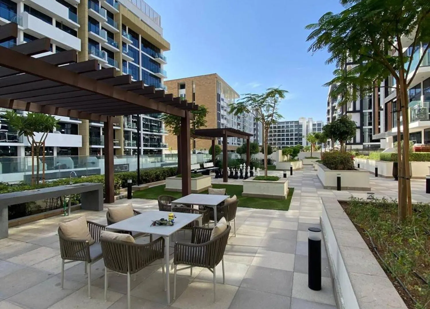 Largest Studio Apartment Near Downtown Dubai